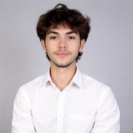 Ethan Von Oven, founder of VOHostings
